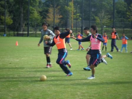 城南区親子サッカー教室にアビスパ５選手が参加 アビスパ福岡ホームタウン活動blog