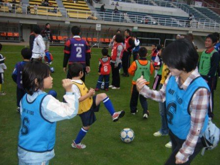 朝日新聞 アビスパ福岡ファミリーサッカースクール アビスパ福岡ホームタウン活動blog