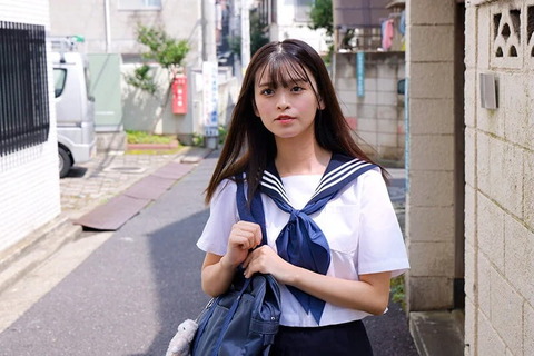 杏ここのマン屁が聞けるAV作品