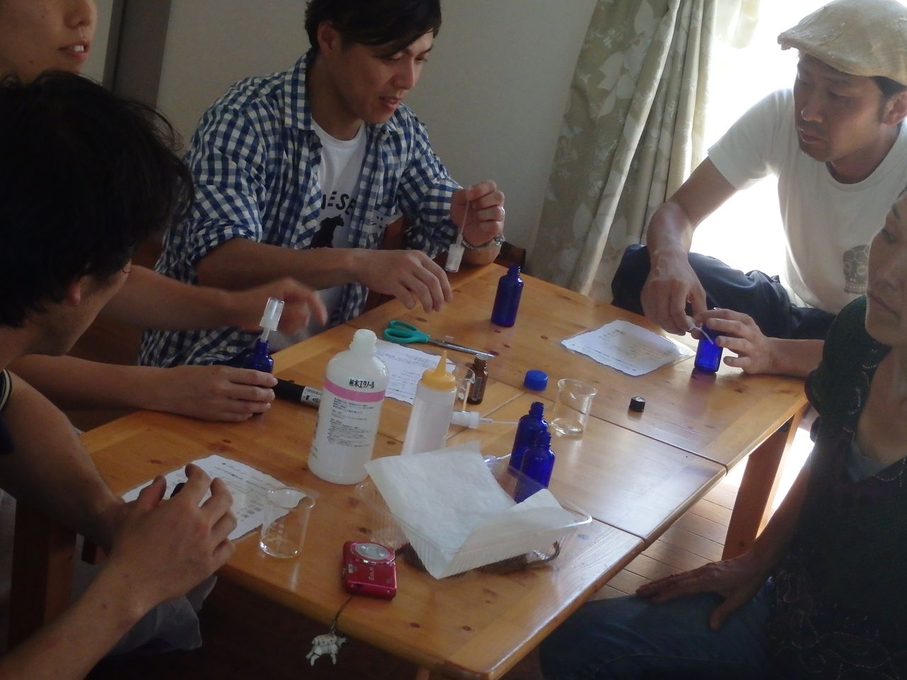 自然の恵みの蚊取り線香と虫よけづくり 実施しました 森のようちえん まんまる 自然の恵みの蚊取り線香と虫よけづくり 実施しました 森のようちえん まんまる