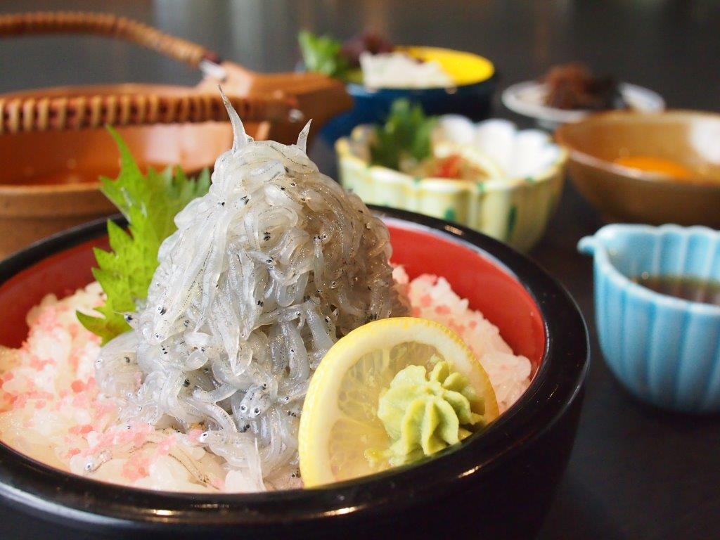 生しらすかきたま汁 道の駅うずしお料理長のこれが旬だ