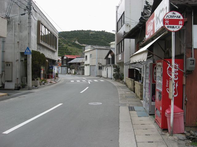 間口は広いが奥行き無し                awatennbou