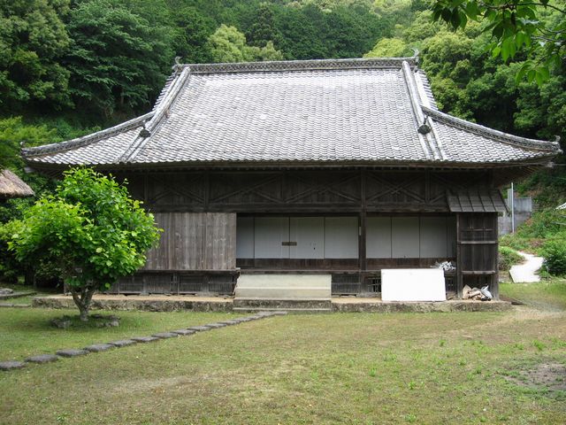 間口は広いが奥行き無し                awatennbou