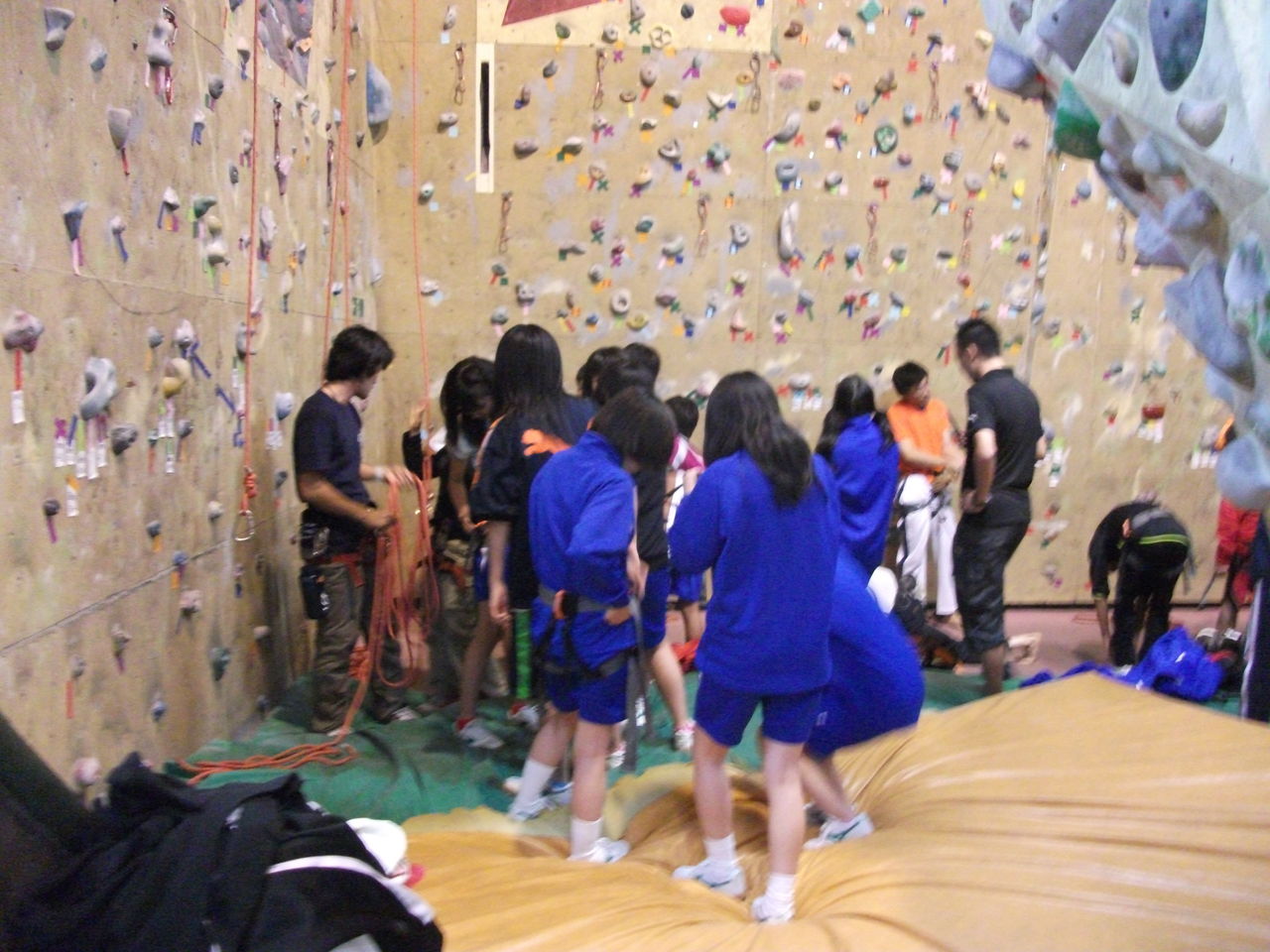 クライミングジム アートウォール 長野 山とクライミングともののけ