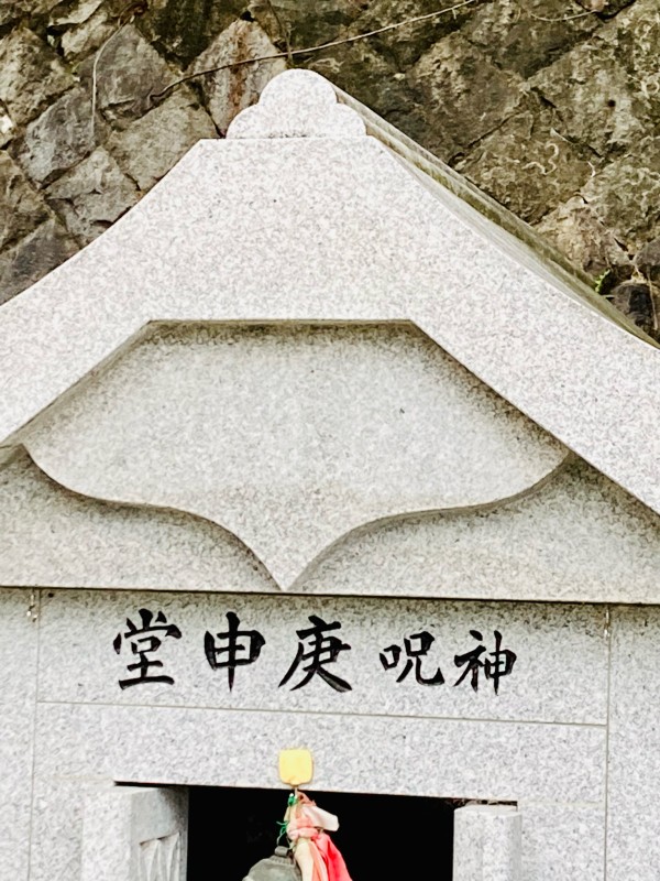 1374903a.jpg