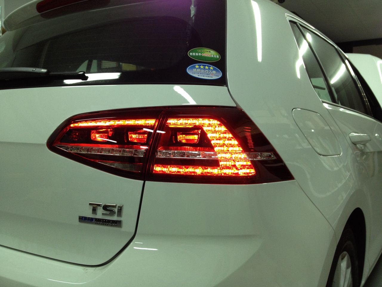 おすすめ】 ゴルフ7 純正R LEDテールレンズ(ダークレッド) - 電装品 - www.smithsfalls.ca おすすめ】 ゴルフ7 純正R LEDテールレンズ(ダークレッド) - 電装品 - www.smithsfalls.ca