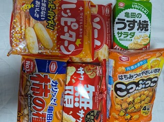 亀田製菓から株主優待が届きました：米菓1000円分