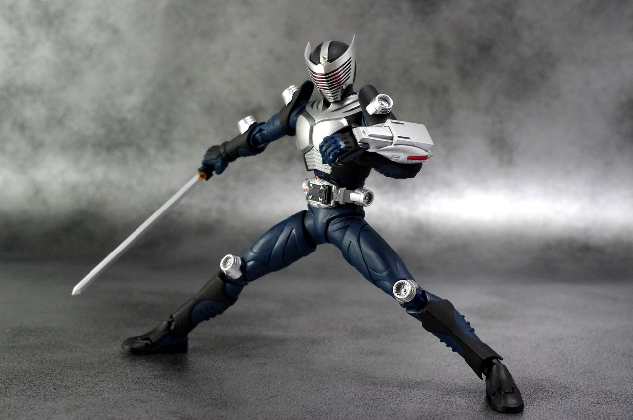 S.H.フィギュアーツ 仮面ライダー龍騎ブランク体 レビュー : ほっぱー