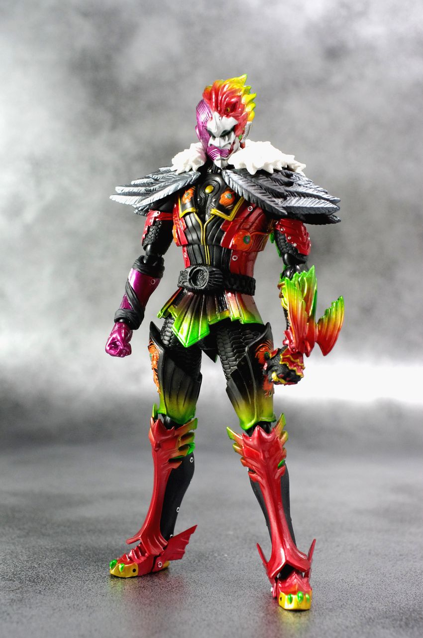 フィギュアーツ アンク Amazon | BANDAI S.H.Figuarts アンク（人間態） | フィギュア