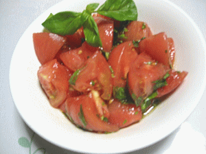 完熟とまと、バジルのサラダ