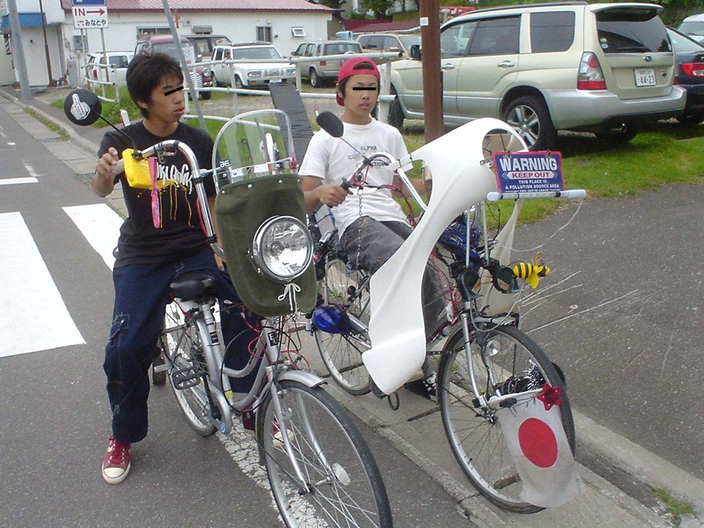 愛知 暴走族 天使 のメンバーら8人を逮捕 バイクで警察署の駐車場に侵入 消火器を噴射したり生卵を投げたり Gamers Shelter 愛知 暴走族 天使 のメンバーら8人を逮捕 バイクで警察署の駐車場に侵入 消火器を噴射したり生卵を投げたり Gamers Shelter
