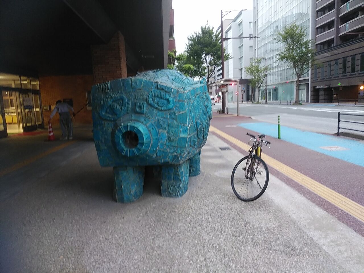 長浜4899（福岡市のパブリックア－ト） : 風に吹かれて