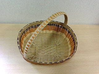 持ち手をアレンジ 紅葉グラデーション和風かごバッグ 作品ｂ057 エコクラフトをきっかけに ハッピーミラクル ルーム