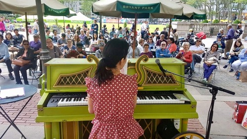 piano in bryant park 2019