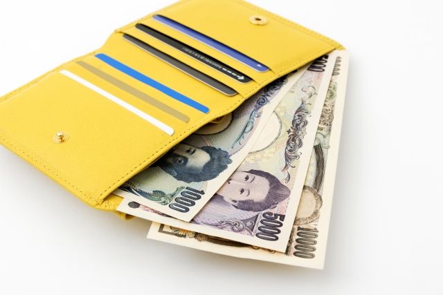 財布とお金