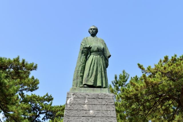 坂本竜馬像