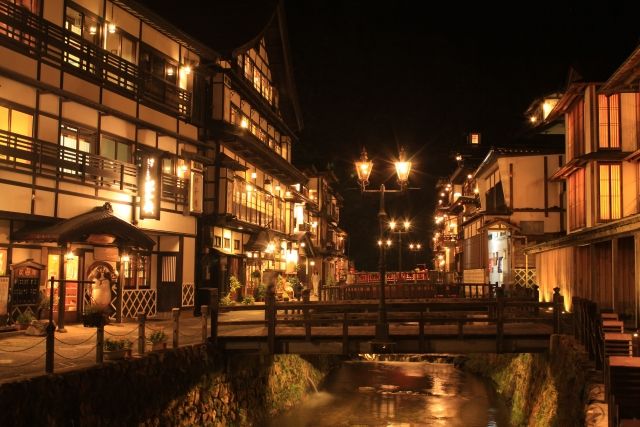 銀山温泉