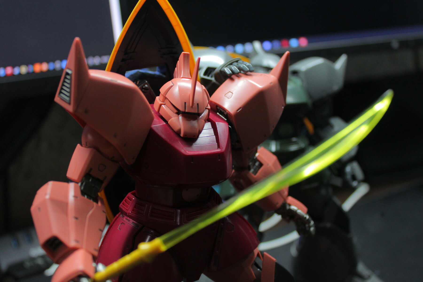 MG ゲルググ ver2.0 改修とか 1 : 飛ぶ前に助走! ロボプラ制作日記
