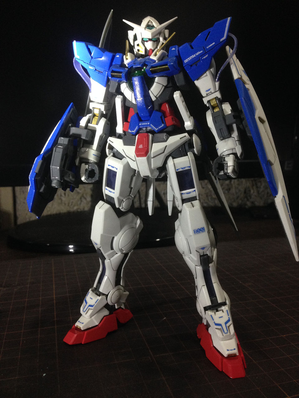 MG エクシア : 飛ぶ前に助走! ロボプラ制作日記 ver3.02