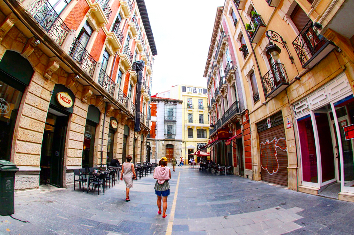 スペイン巡礼22日目 レオンでただタパスを 世界一周アヤレミ旅 Powered By ライブドアブログ