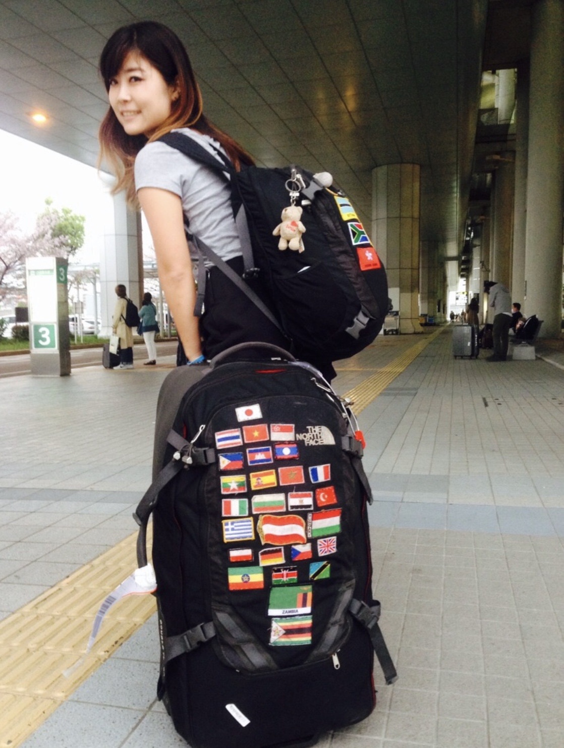 海外旅行にはどのサイズのバックパックが最適なのか？ : 世界一周アヤレミ旅