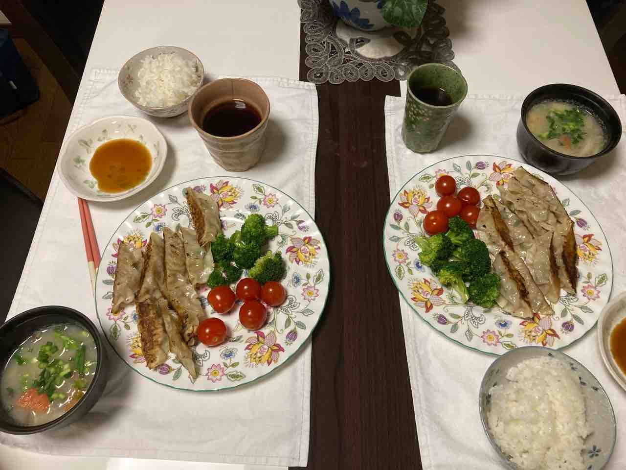 今日は餃子だったぜ 奥様手作りギョーザ 奥様が認めたマヨネーズ ゆずポン さしもも日記 坂の上の雲の松山市から 今日は餃子だったぜ 奥様手作りギョーザ 奥様が認めたマヨネーズ ゆずポン さしもも日記 坂の上の雲の松山市から