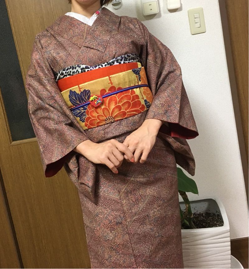 仲居着物を考察 お気楽 ご機嫌 ふだん着物