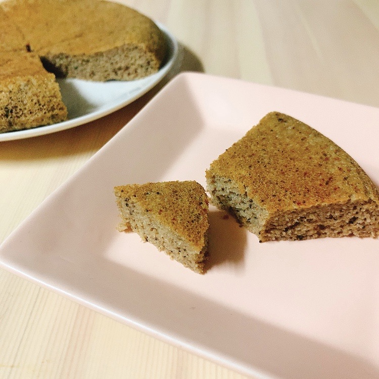 ダイエットスイーツ 糖質制限 炊飯器で簡単 おからのほうじ茶ケーキ 料理家あゆのダイエットごはん