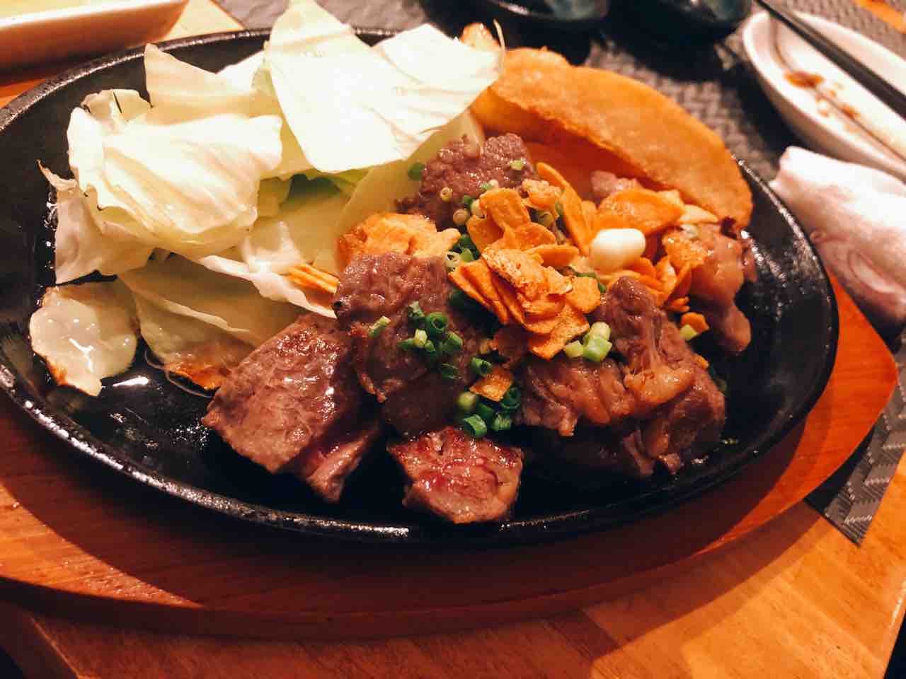 中央区新町 うり坊 お肉料理もお魚料理もうまし 今回も満足ディナー あゆ姫食い倒れ放浪記
