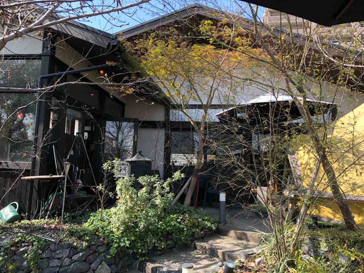 東区長嶺 珈琲市場はグランピングランチができるお店 贅沢岩塩焼き肉ランチ あゆ姫食い倒れ放浪記