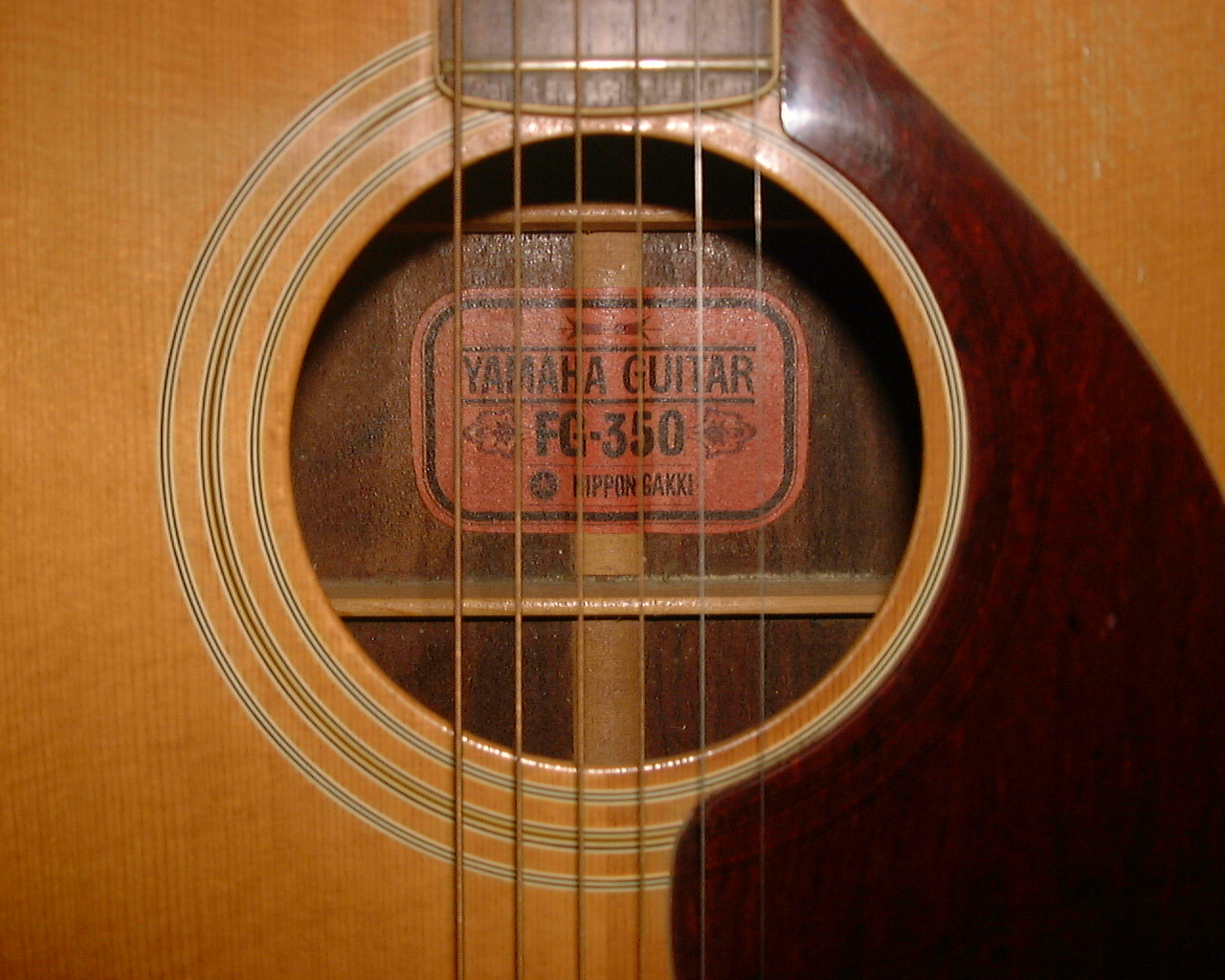 Yamaha FG350 赤ラベル　ハードケース付　ギター Yamaha FG350 赤ラベル ハードケース付 ギター Yahoo