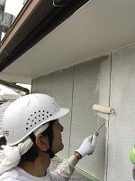 4-21外壁中塗りダイナミックフィラー塗布 (2)
