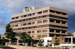 女性市職員と職場で繰り返しキスや抱擁、公用車でたばこも 兵庫・明石市課長を降格処分