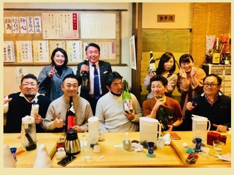 清 紳 を 囲む会 釧路のそば処 北大通 東家