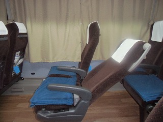 14年9月3日西日本鉄道 福岡 北九州 ユニバーサル スタジオ ジャパン 線 西鉄天神バスセンター ユニバーサル スタジオ ジャパン バスの中の人の乗りもの記録