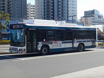 18年3月17日京成バス 新小岩 東京ディズニーリゾート 線 新小岩駅東北広場 東京ディズニーシー バスの中の人の乗りもの記録