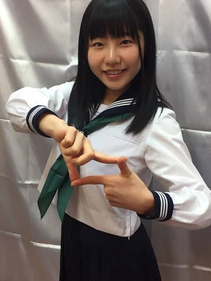 深田えいみ整形前1