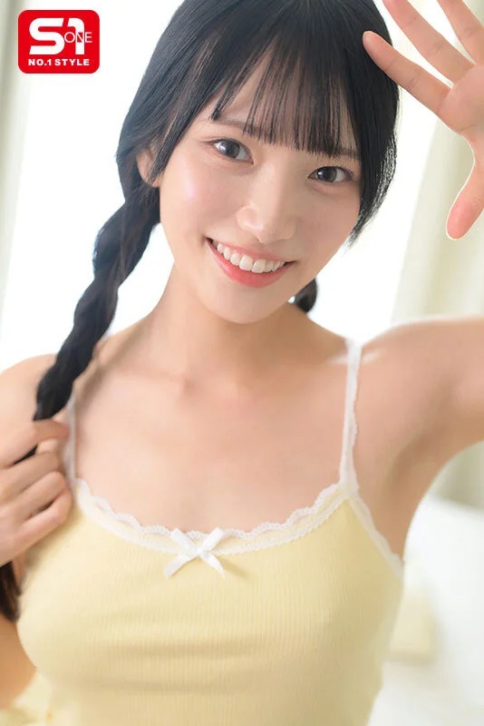 榊原萌：SIVR-499 印象的なワンカット