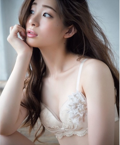 adati_rika_sitagi_4