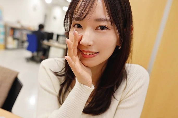 園梨音｜思いやりありすぎる美人上司、新人研修でオナニーサポートまで
