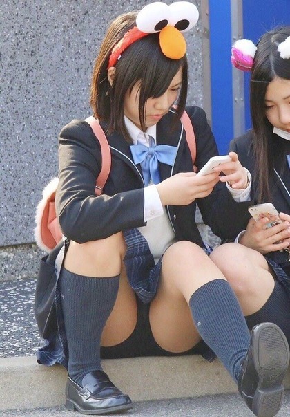 JK_座りパンチラ_盗撮_エロ