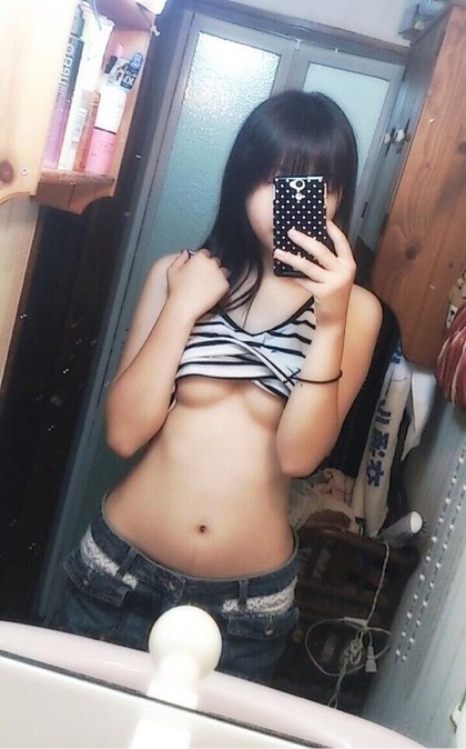 ツイッター 自撮り エロ2