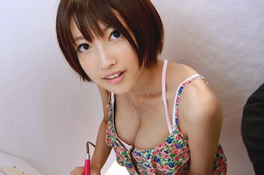 小倉ゆず：瑞々しい感性が宿る一瞬の情動。