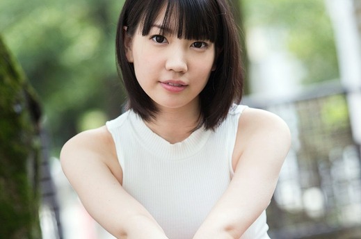 鈴木心春が魅せる美しい感性が溢れる作品イメージ