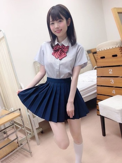 miura-sakura_制服