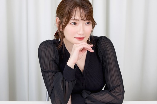 鷲尾めいが魅せる瑞々しく美しい容姿フォト