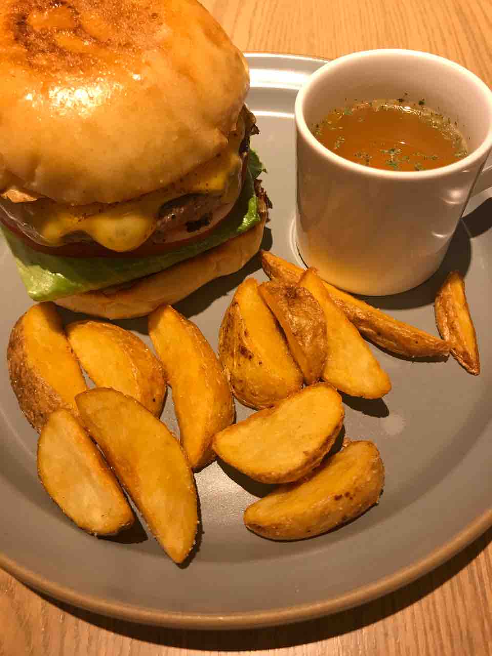 本格ハンバーガー 本みやけ 大手町 大阪 Kの旬の食べ歩き 本格ハンバーガー 本みやけ 大手町 大阪 Kの旬の食べ歩き