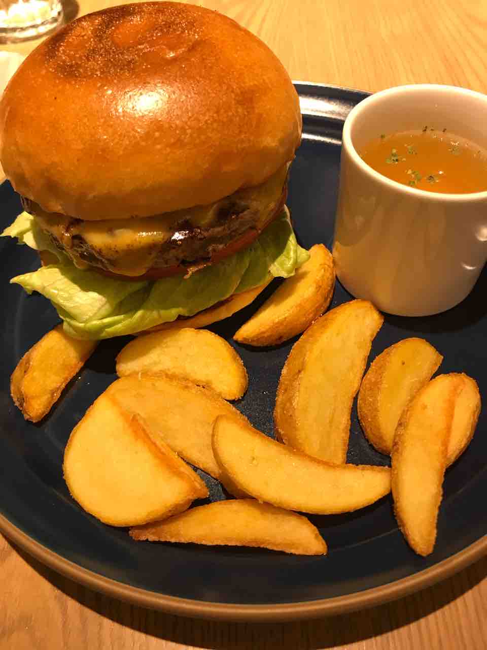 本格ハンバーガー 本みやけ 大手町 大阪 Kの旬の食べ歩き 本格ハンバーガー 本みやけ 大手町 大阪 Kの旬の食べ歩き