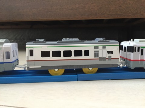 キハ182(宗谷本線急行仕様)制作記 : 上武樹脂鉄道振興会