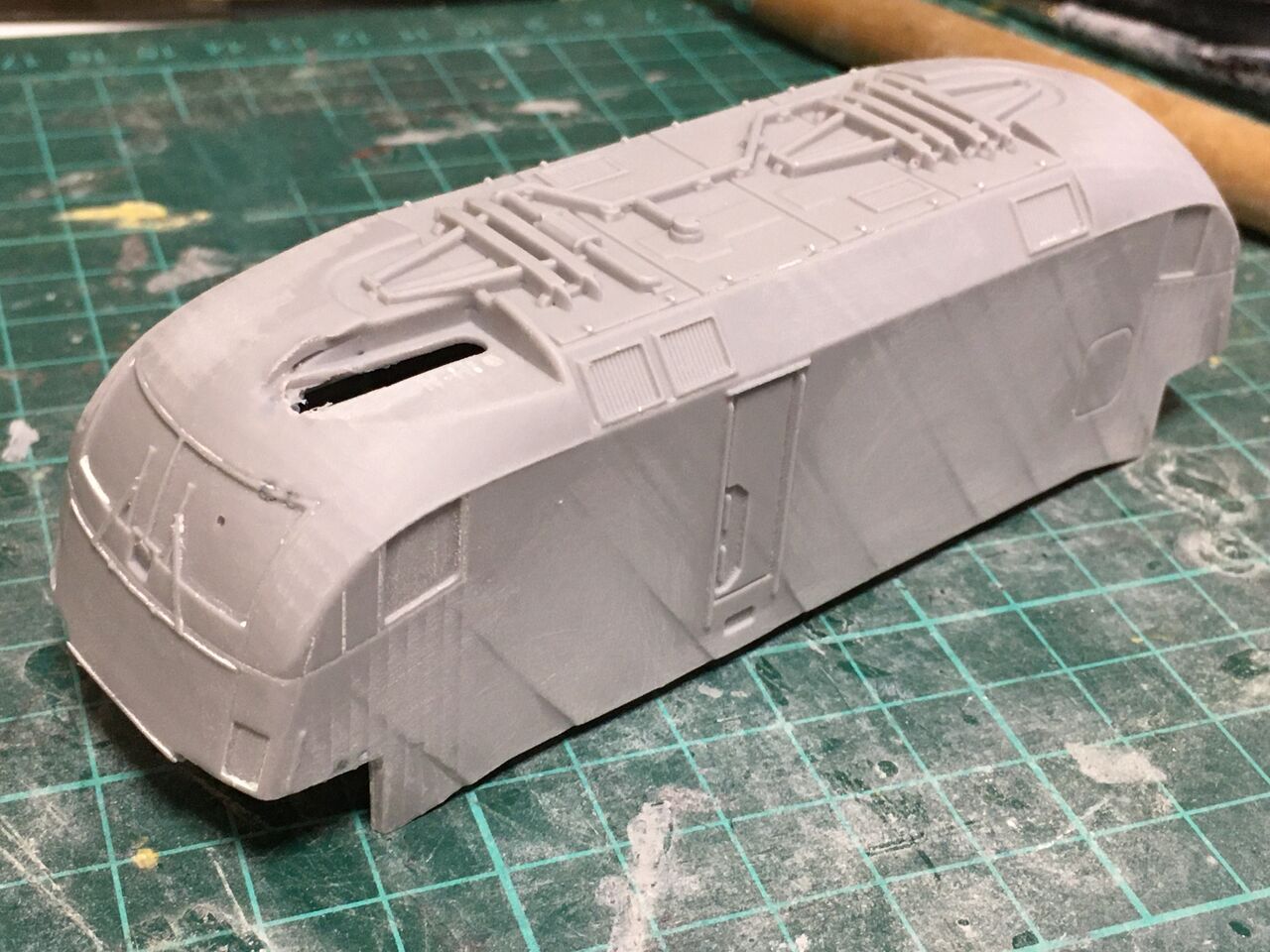 タウルス(ES64U2)制作記(前編) : 上武樹脂鉄道振興会